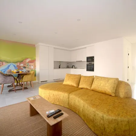 Oro & Nero Arte - Boutique Apartman *